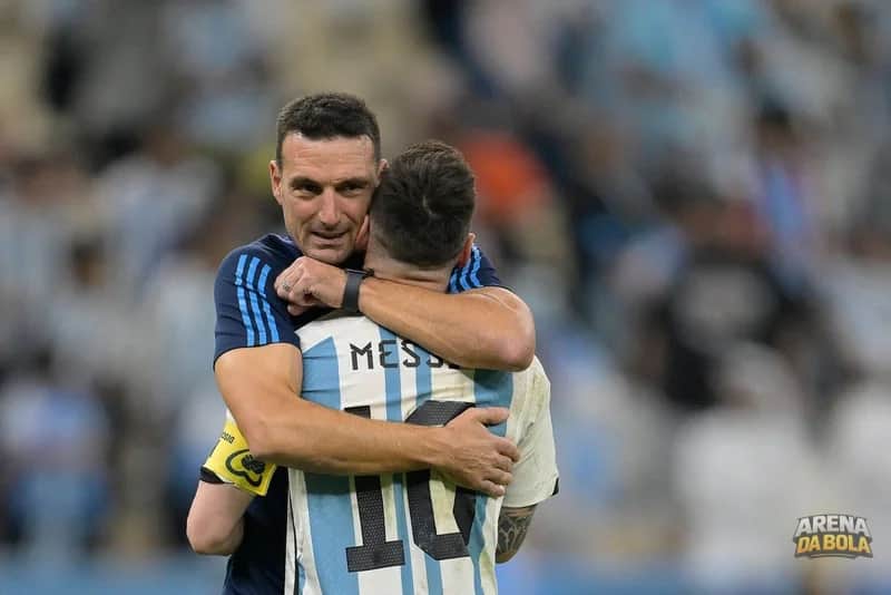 🚨 Scaloni elogia Messi e valoriza espírito de equipe: "Ele escolheu dar chance aos companheiros" na Copa 2026