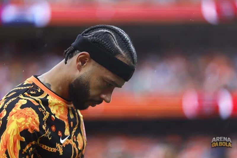 Memphis Depay termina Copa do Mundo no banco e com participação apagada