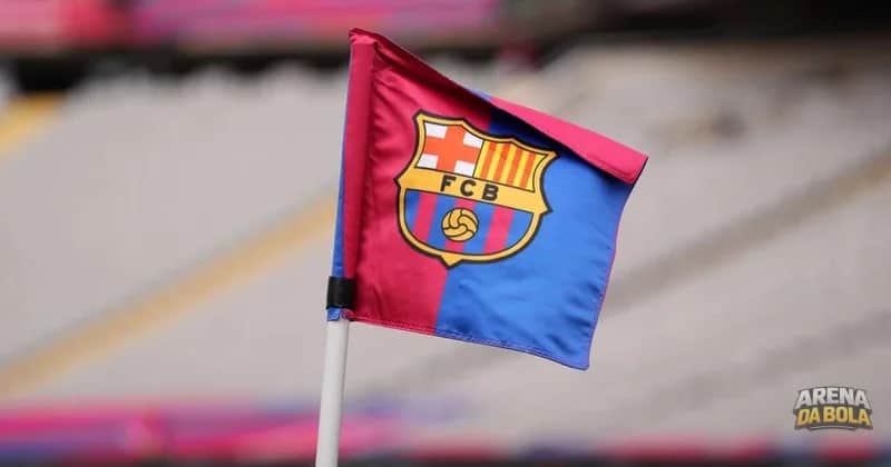 Barcelona monitora zagueiro recordista na Copa 2026