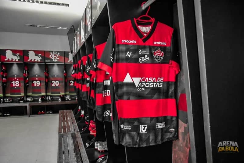 Vitória retoma marca própria de material esportivo com 'Nego'