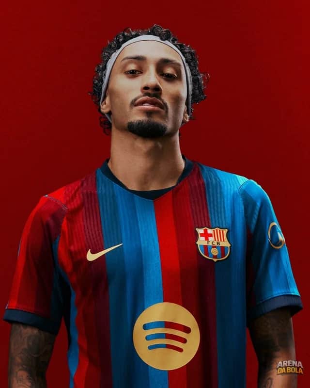 Barcelona revela novo uniforme da Nike para 2026/27