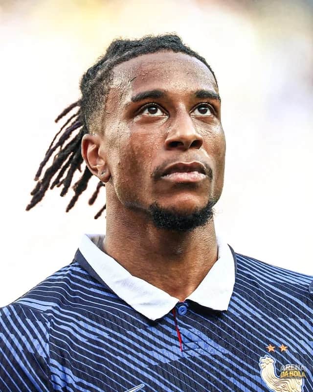 Michael Olise brilha com jogada mágica