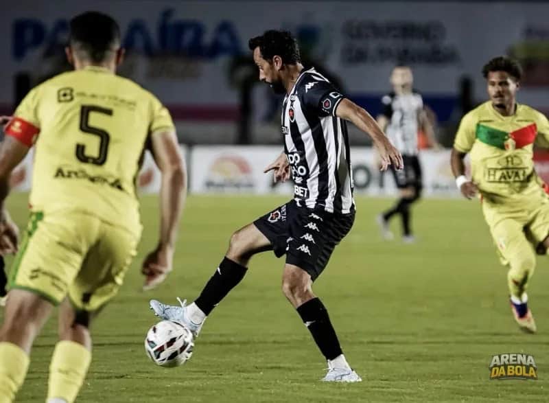Brusque é surpreendido pelo Botafogo-PB e perde chance de liderar a Série