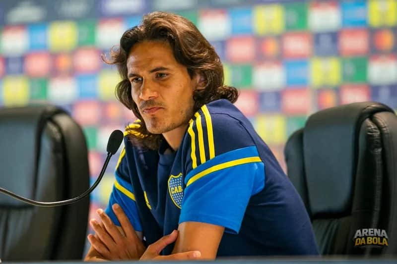 Edinson Cavani anuncia saída do Boca Juniors após três anos: 'Jornada linda'