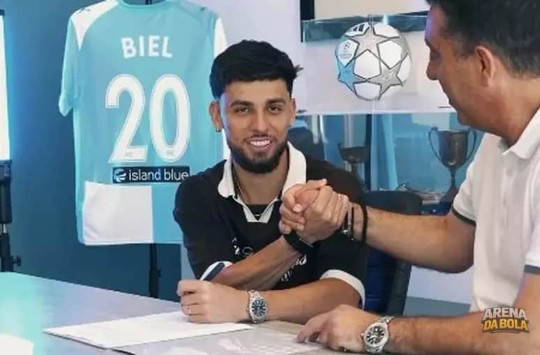 Biel é contratado pelo Pafos e jogará ao lado de David Luiz no Chipre