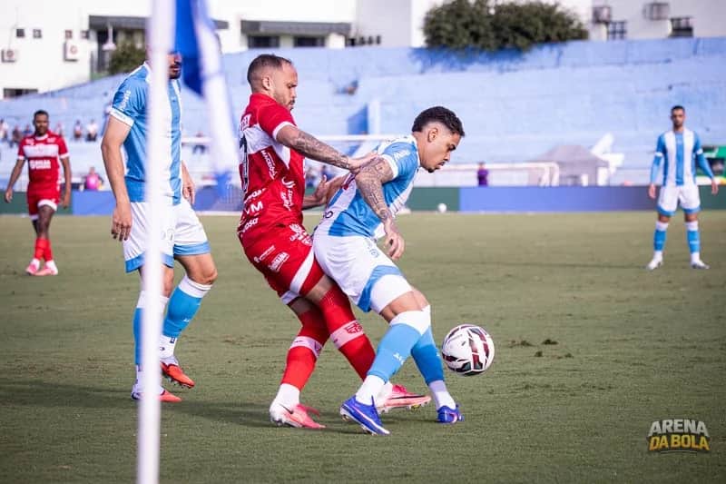 Londrina goleia CRB por 5 a 0 e sai da zona de rebaixamento na Série