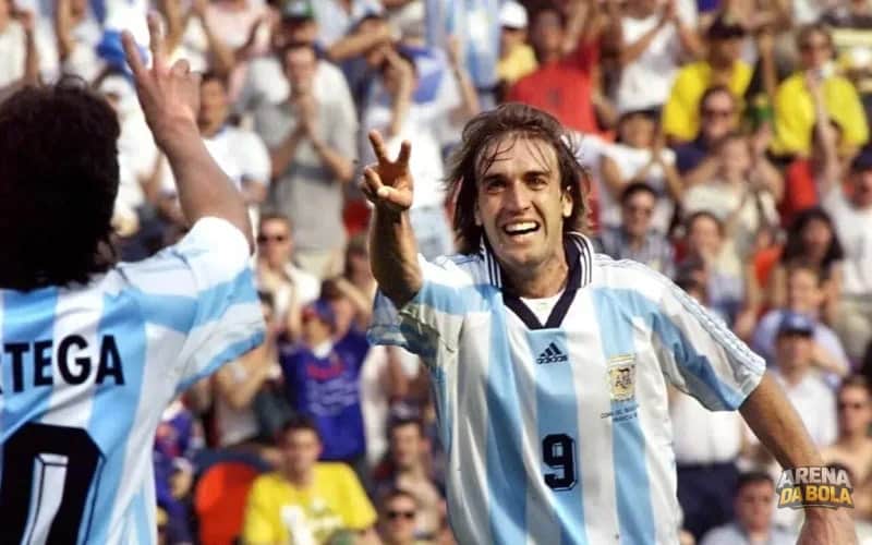Batistuta relembra interesse do Flamengo e revela: 'Me doía tudo' na Copa 2026