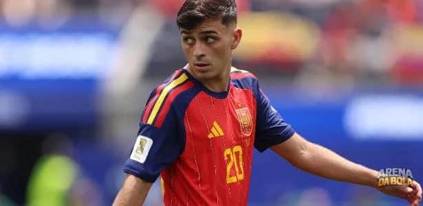 Pedri sonha com Bola de Ouro e final da Copa 2026 contra Messi: 'Seria incrível'