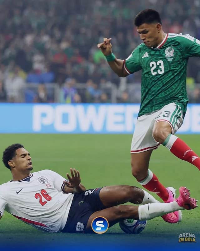 Jarell Quansah é expulso e Inglaterra fica com um a menos em jogo intenso contra o México da Copa 2026