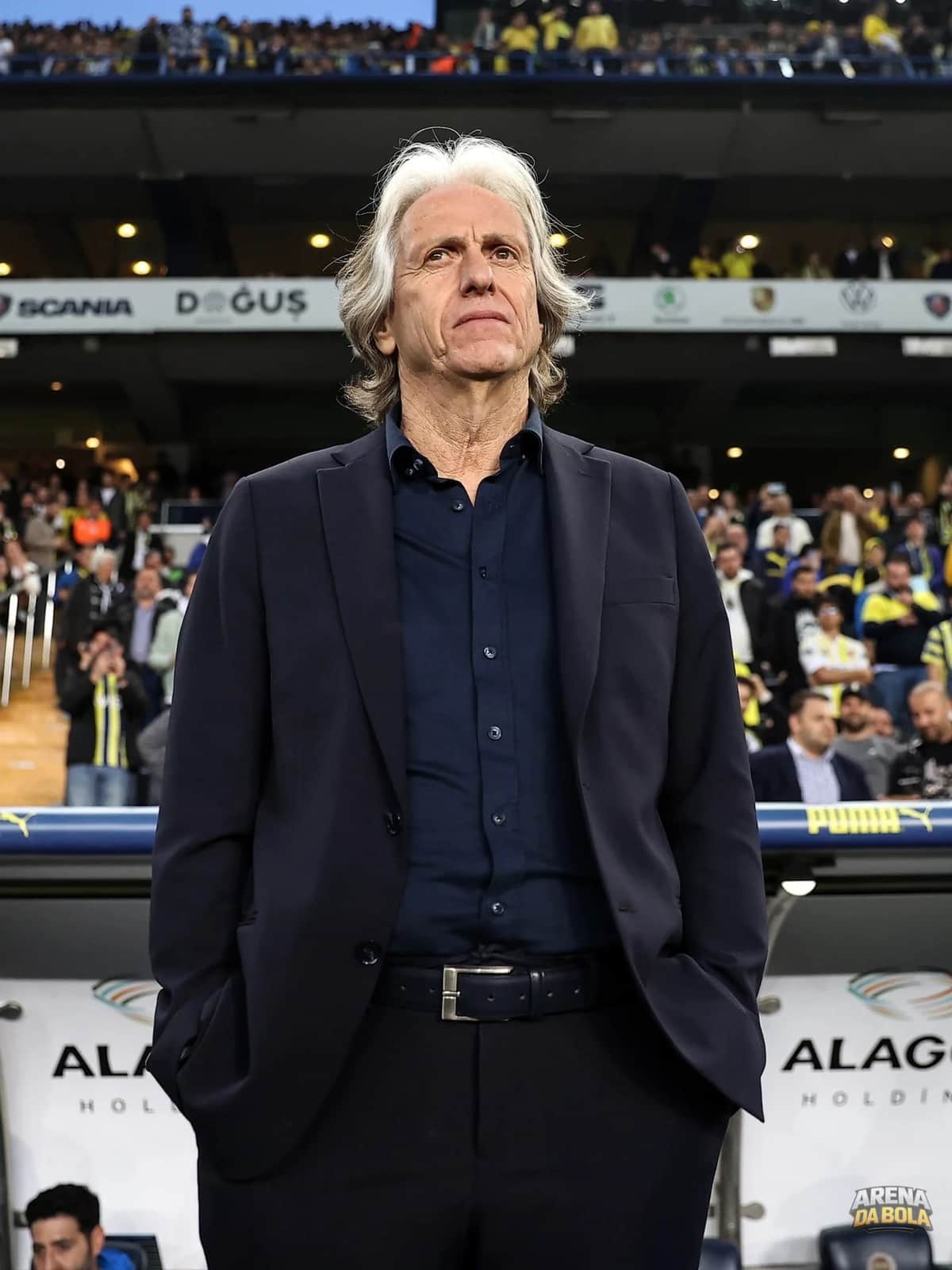 Federação Portuguesa de Futebol acelera negociações com Jorge Jesus após saída de Roberto Martínez