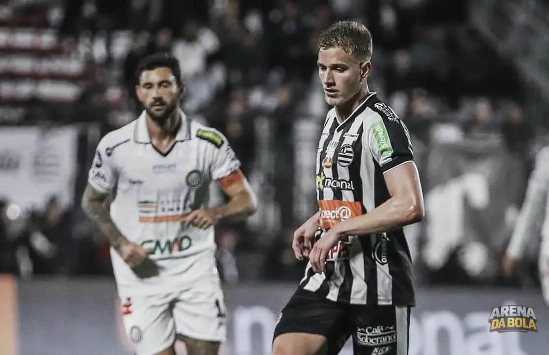 Operário vence Athletic Club com gol contra e retorna ao G6 da Série
