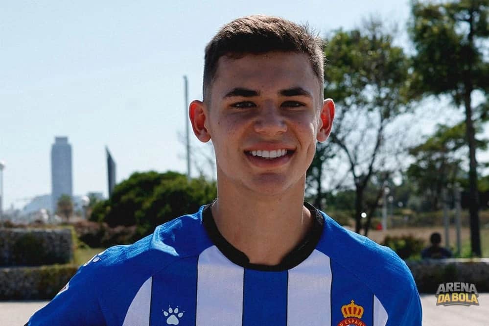 Gabriel Moscardo é emprestado pelo PSG ao Espanyol por um ano