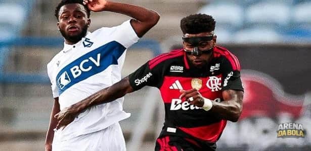 Emerson Royal comenta proposta do Aston Villa e foca no Flamengo