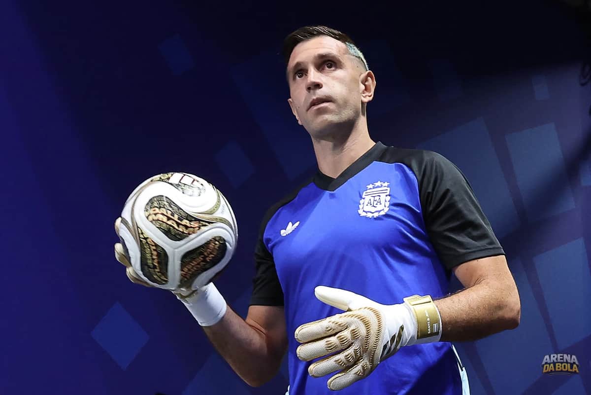 Argentina celebra Dibu Martínez como goleiro com mais jogos em Copas do Mundo | Copa 2026