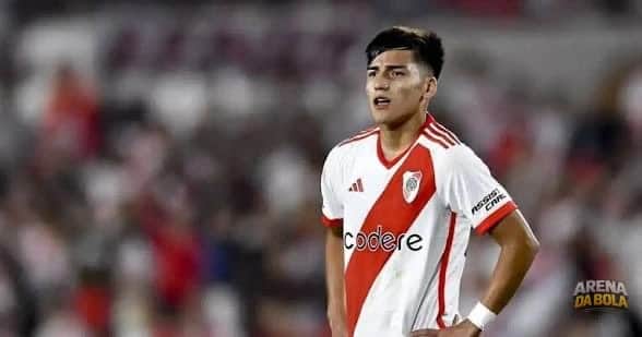 🚨 River Plate coloca jovem talento Ian Subiabre à venda