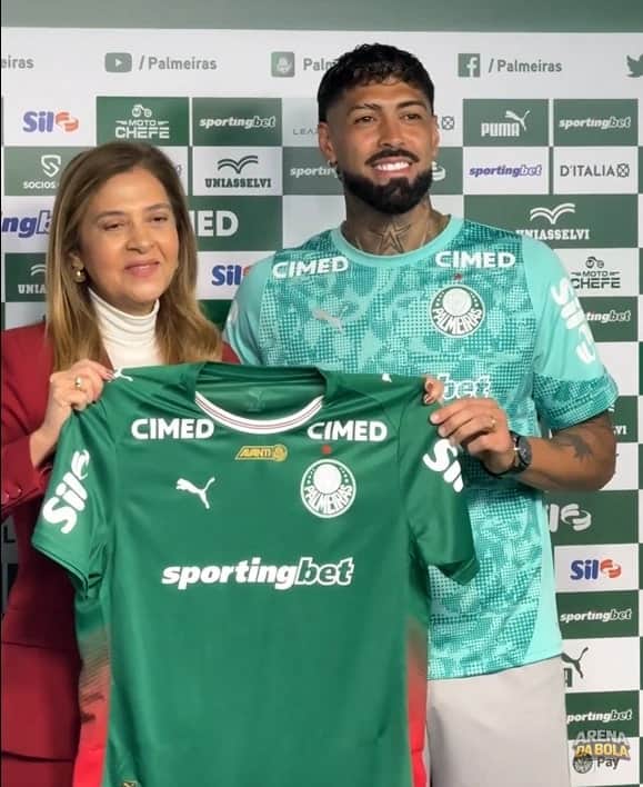 Barboza é apresentado como novo lateral do Palmeiras