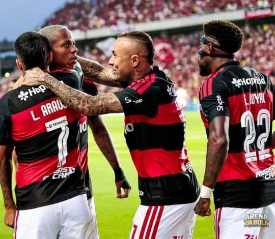 Flamengo enfrenta o Olímpia em amistoso de intertemporada no Mané Garrincha