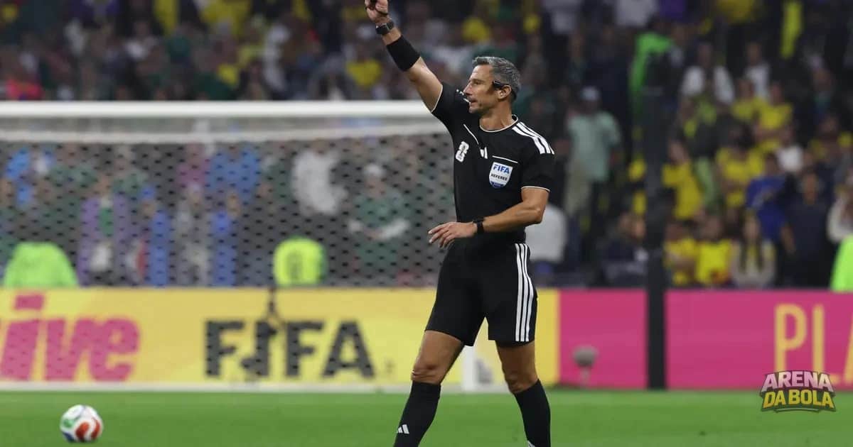 Slavko Vincic apita a final da Copa do Mundo entre Espanha e Argentina
