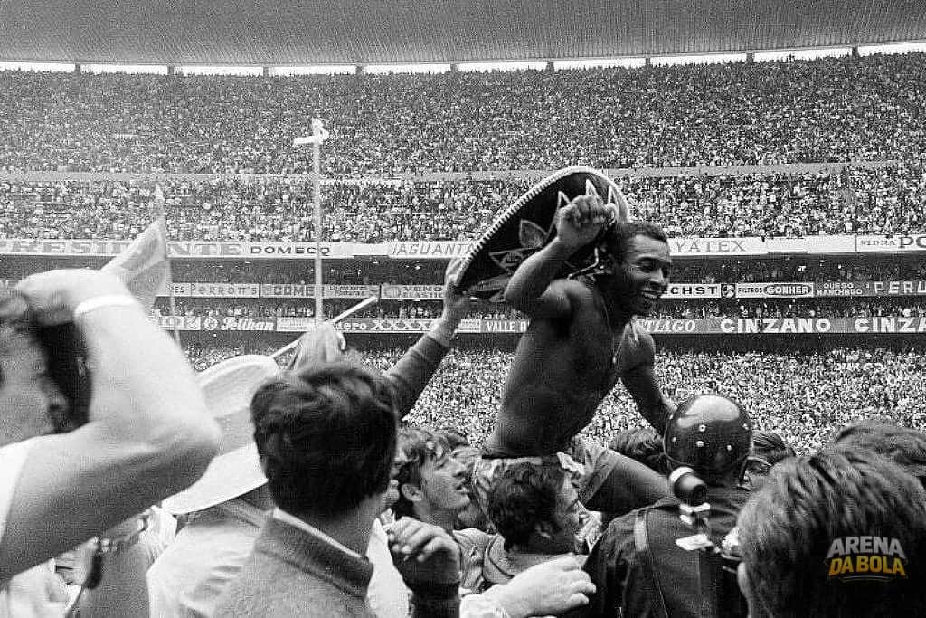 'Brasil precisa descer do salto' e deixar passado para trás, diz biógrafo de Pelé