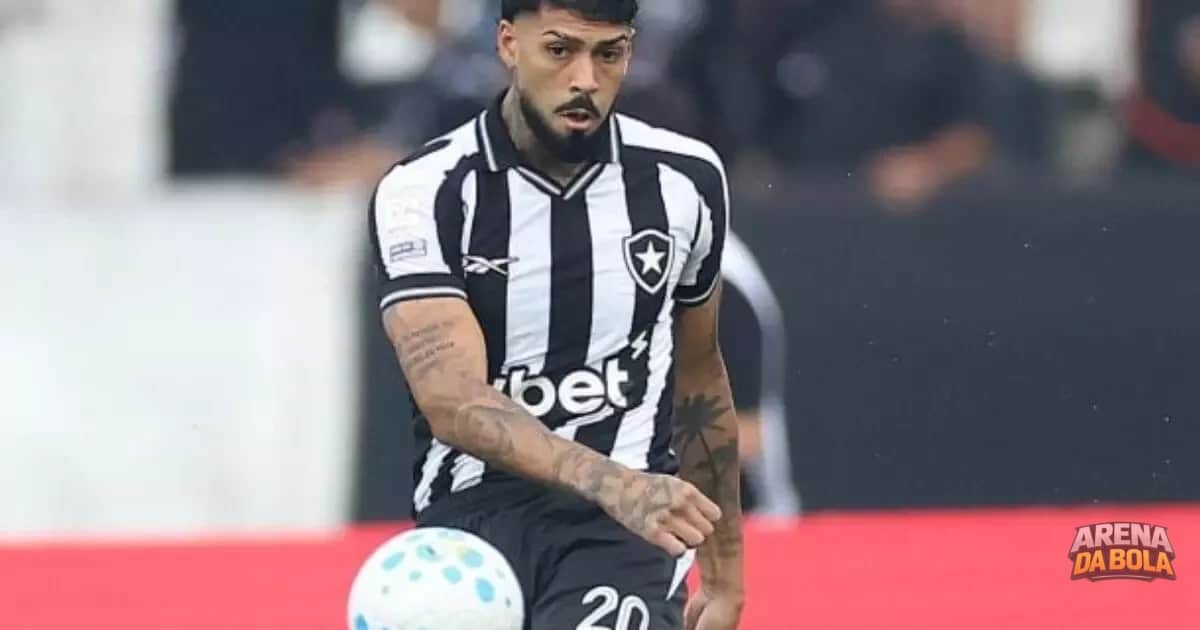 Barboza critica retirada de fotos no Nilton Santos após saída do Botafogo