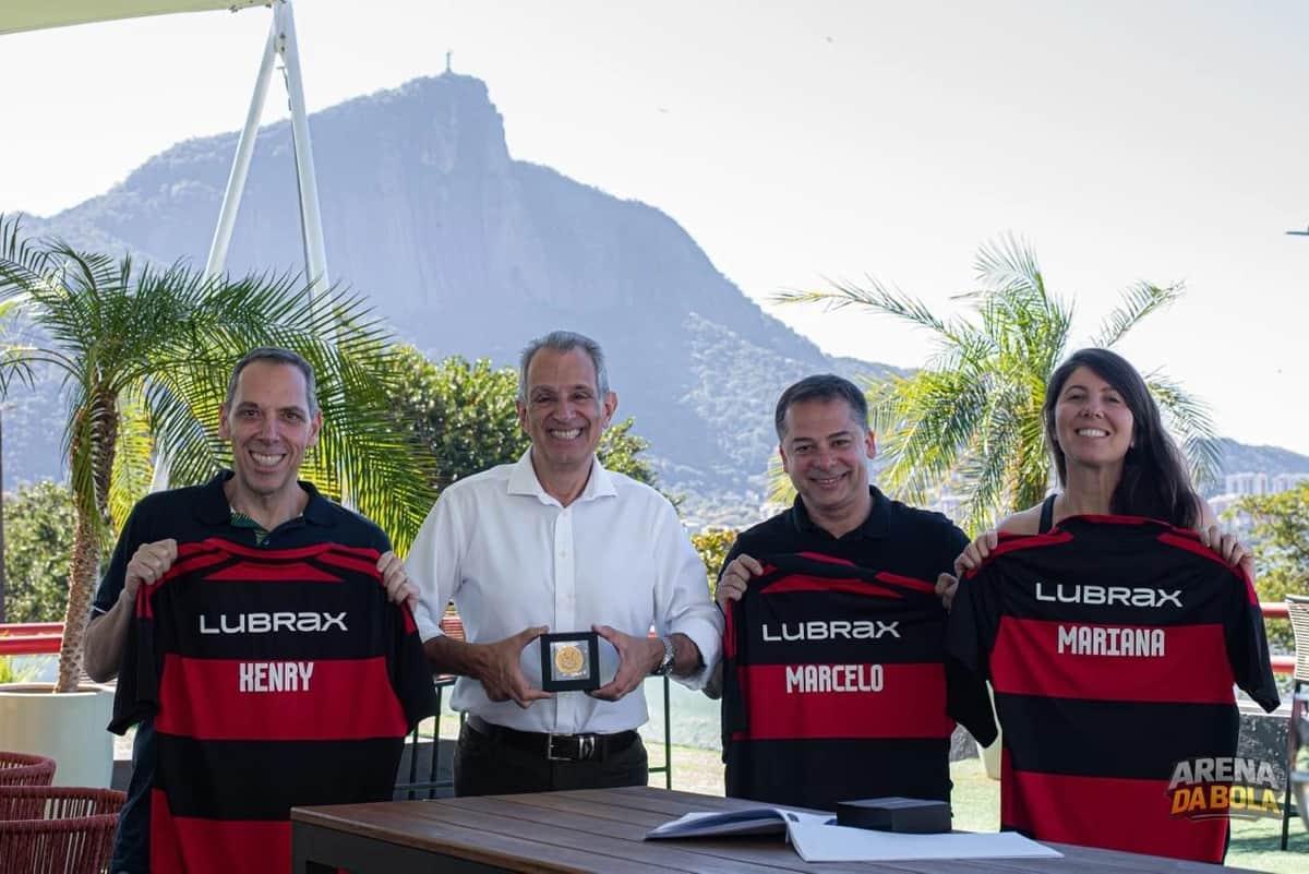 Flamengo celebra retorno da Lubrax como patrocinadora após 25 anos; contrato é de R$ 24,5 milhões anuais