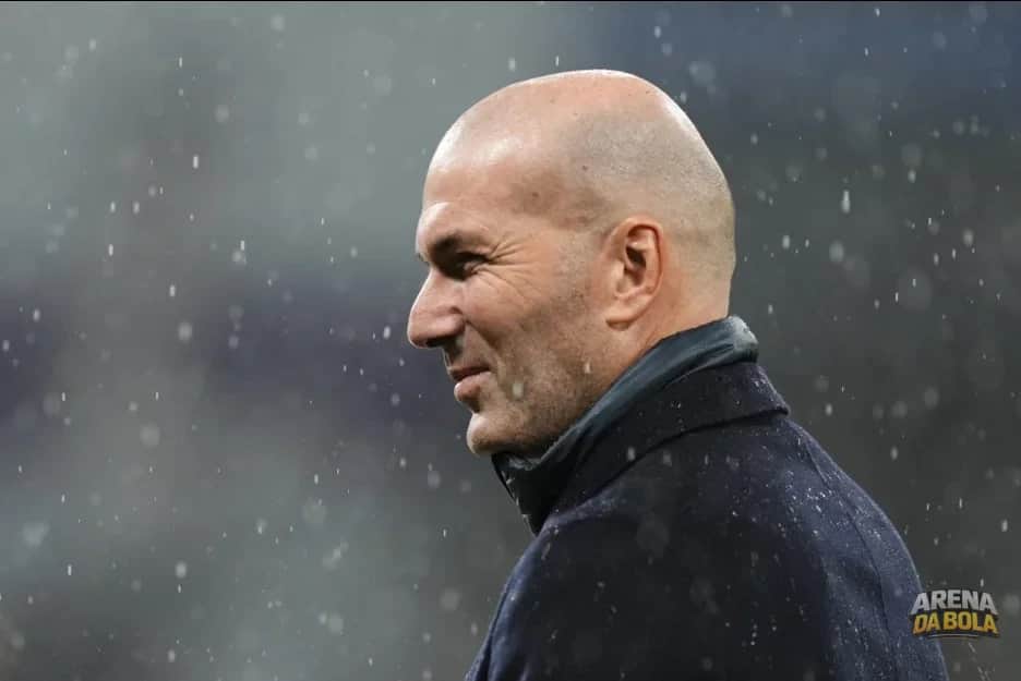 Zinedine Zidane será anunciado como novo treinador da França na próxima semana