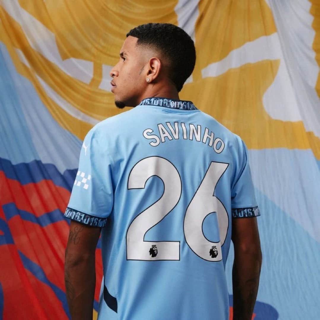 Savinho manifesta desejo de deixar o Manchester City e busca mais tempo em campo