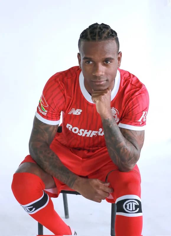 🚨 Cruzeiro mira contratação de Helinho como alternativa a Gabriel Pec