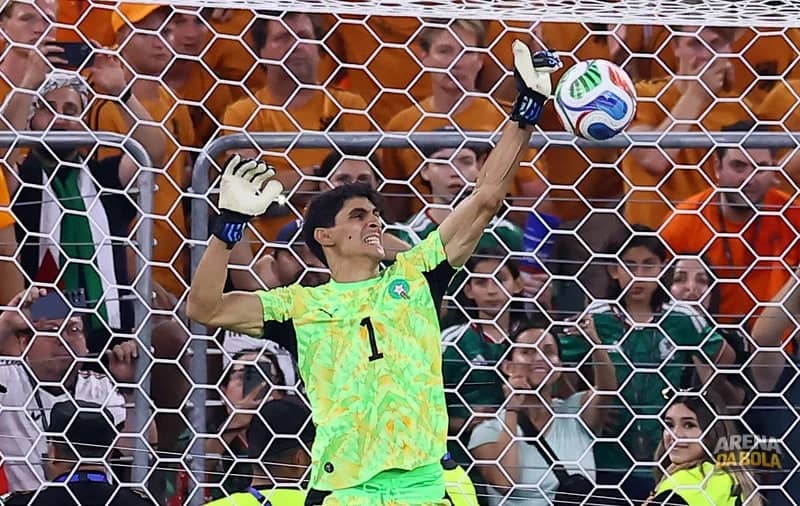 Marrocos brilha e avança às oitavas na Copa do Mundo