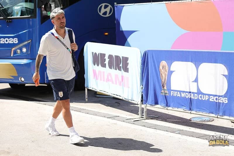Marcelo Bielsa defende departamento médico do Uruguai da Copa 2026
