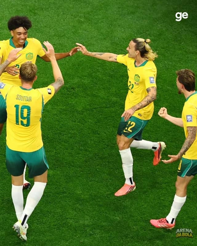 Do susto à infelicidade: zagueiro egípcio vive momento tenso em partida contra a Austrália da Copa 2026 — foto 4