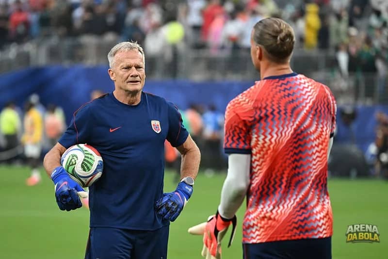 Na comissão da Noruega, goleiro de 98 acalmou ânimos com Zagallo na Copa 2026 — foto 2