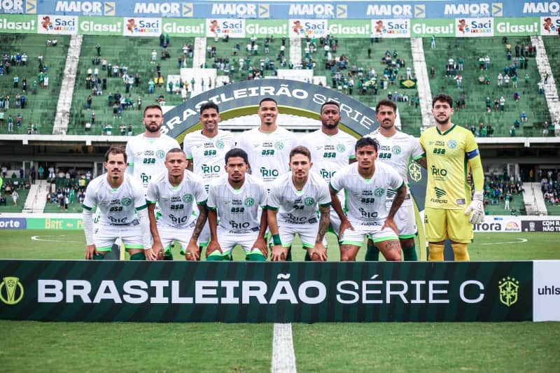 Guarani rescinde contrato com atacante Dentinho após menos de um ano