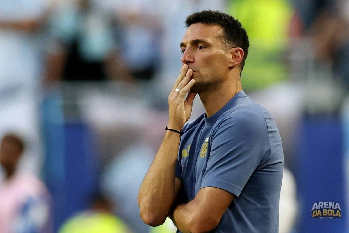Scaloni alerta para dificuldades na Copa 2026 após eliminação de favoritos