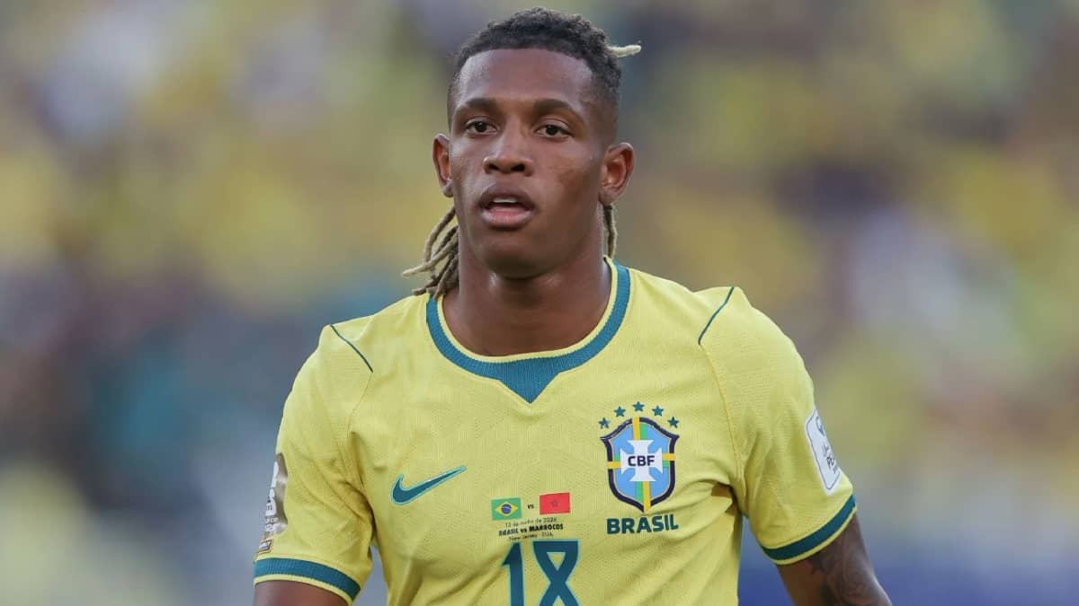 Palmeiras acelera negociações por Danilo e pode negociar Emiliano Martínez