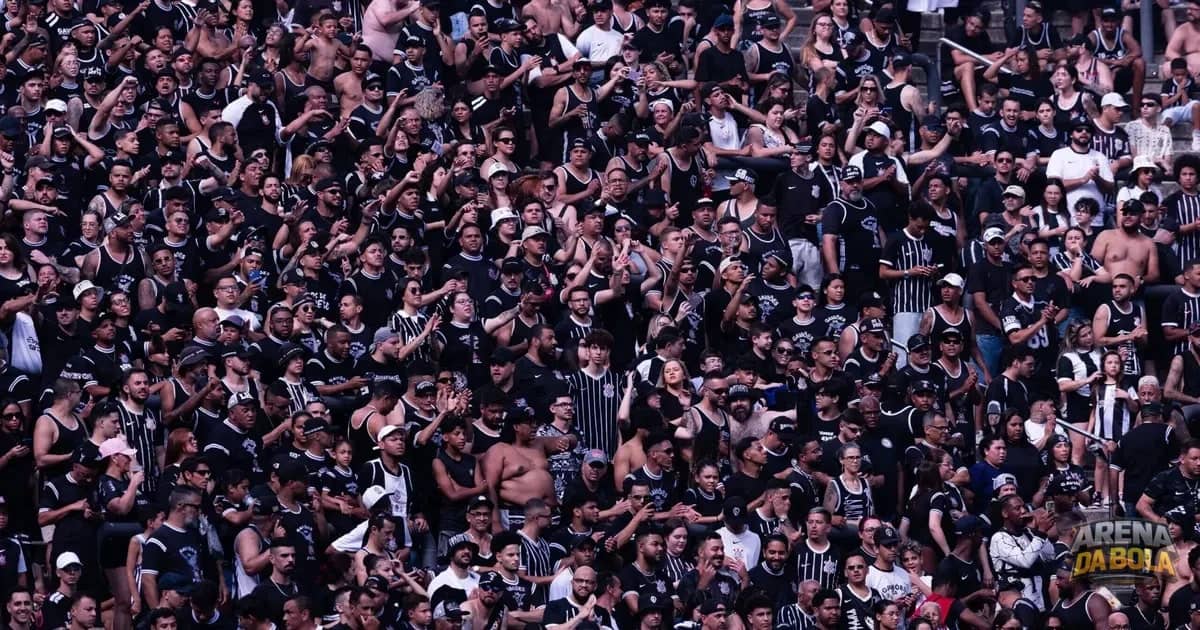 Corinthians inicia retirada das cadeiras do setor Sul da Neo Química Arena