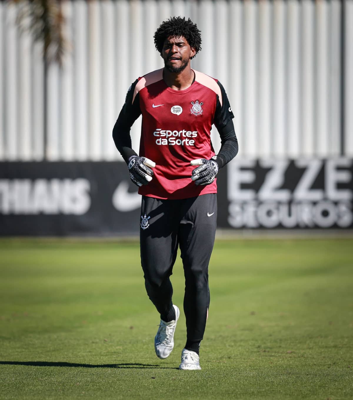 Corinthians intensifica treinos técnicos e táticos no 15º dia da intertemporada
