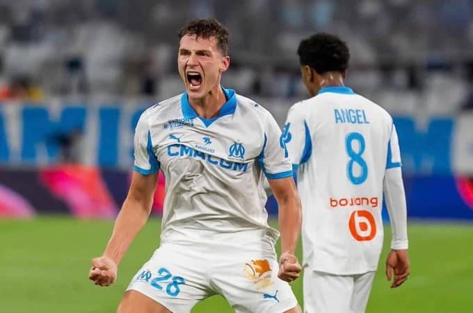 🚨 Mercado do Internacional: Pavard disponível e Lucumí fora de negociações!
