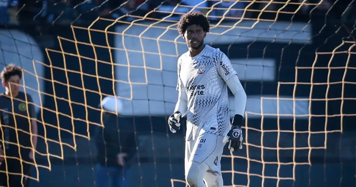 Hugo Souza fala sobre crise financeira no Corinthians: 'Somos afetados'