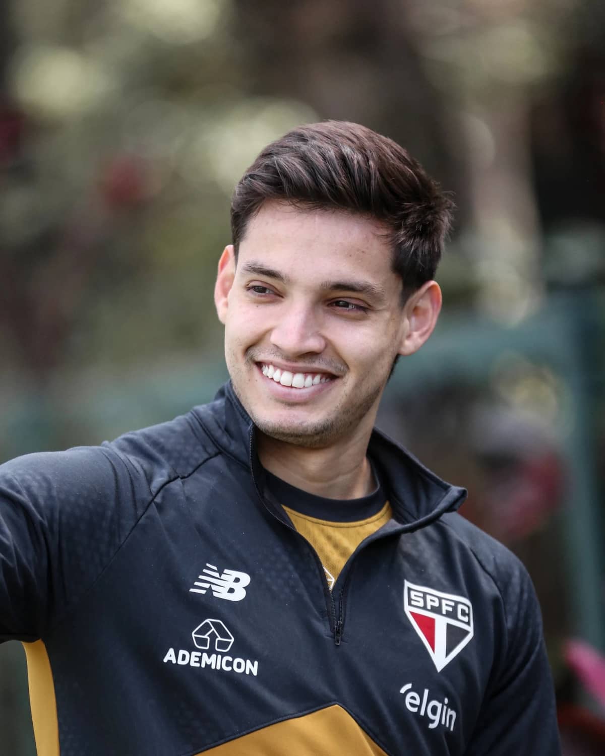Bobadilla retorna ao São Paulo após participação na Copa do Mundo