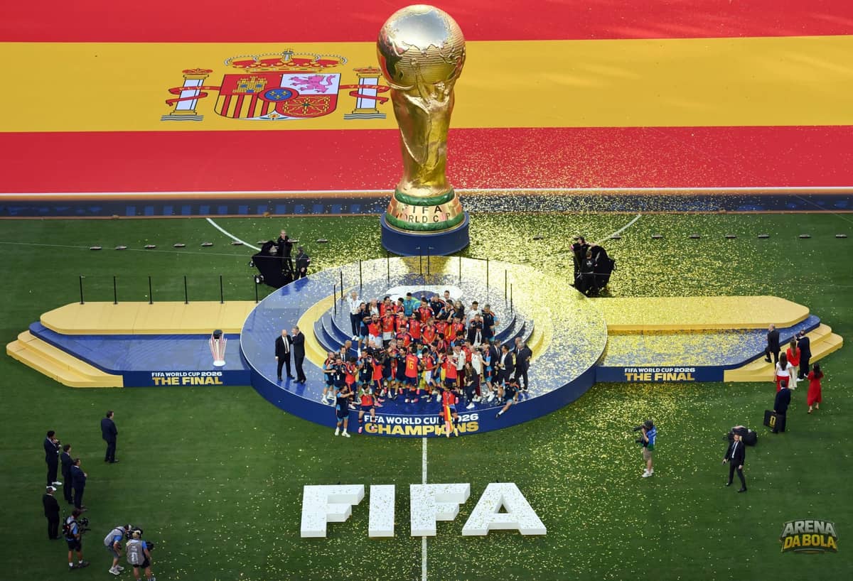 Fifa se destaca na Copa do Mundo de 2026, mas caso Balogun gera controvérsias