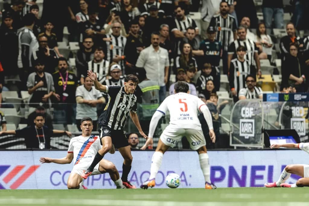 Atlético-MG e Bahia se enfrentam pela 19ª rodada do Brasileirão — foto 5