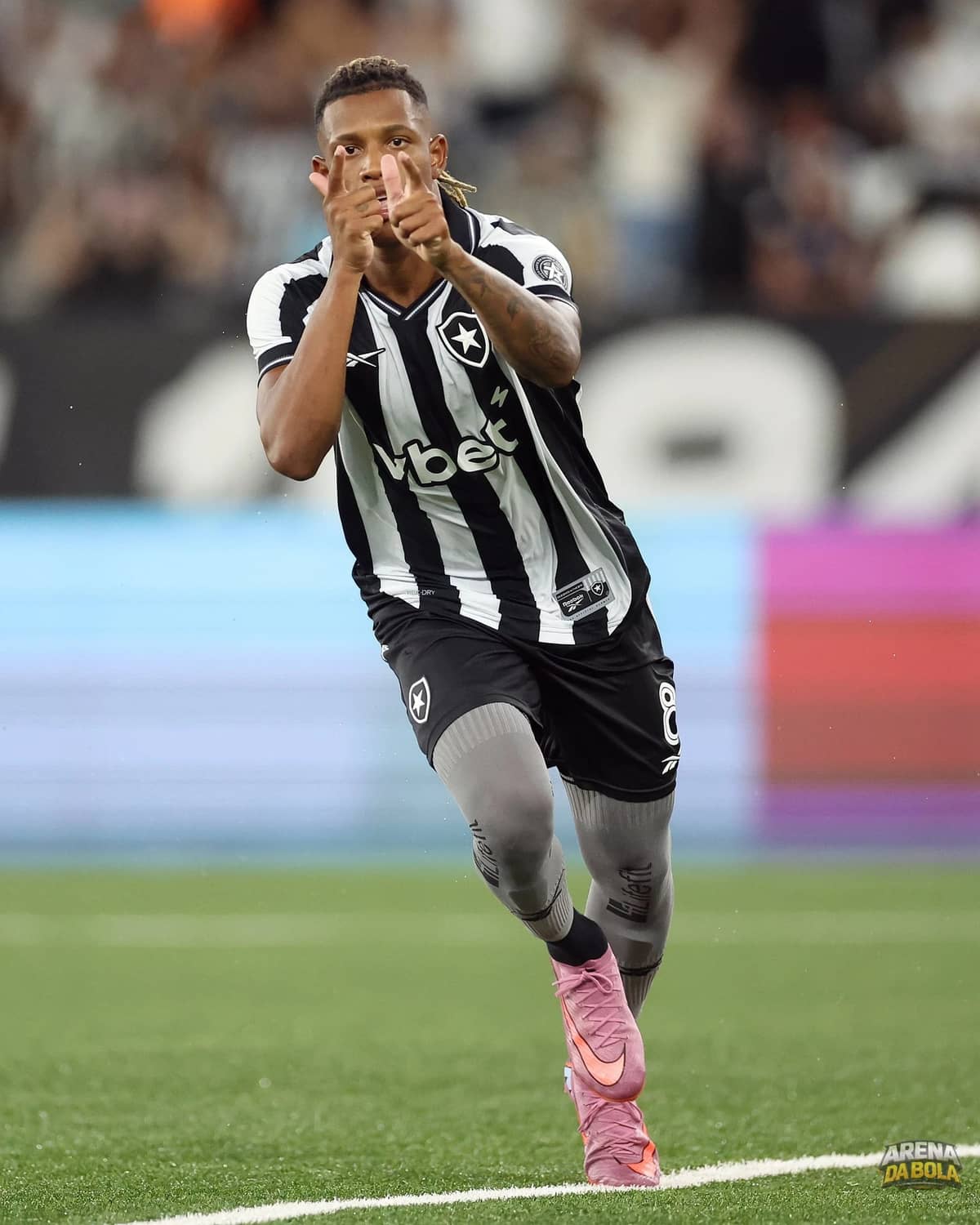 Botafogo recusa proposta do Palmeiras por Danilo com apoio de CEO da GDA Luma