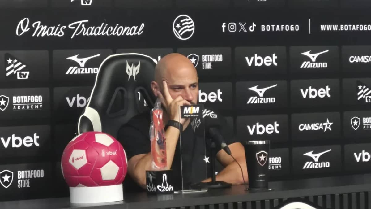 Botafogo empata com Vitória e Franclim critica imprensa sobre Danilo e Palmeiras — foto 2