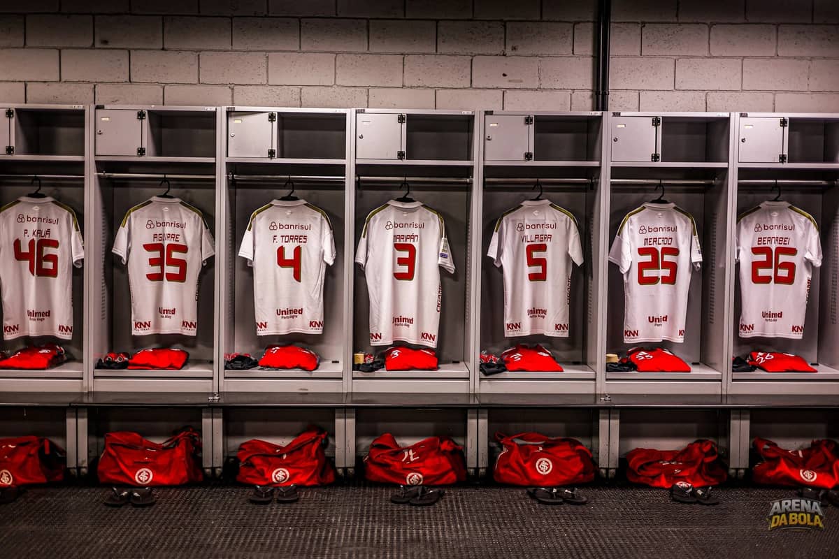 Internacional se prepara para jogo com uniforme branco nesta noite | Brasileirão 2026
