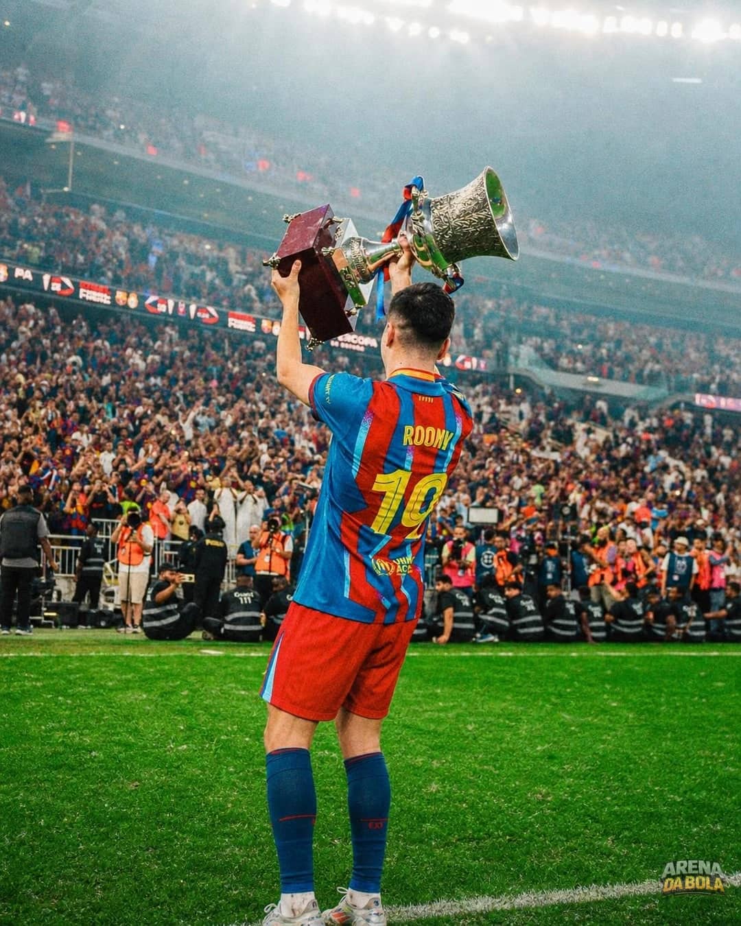 🚨 Barcelona confirma ruptura do ligamento cruzado de Roony Bardghji