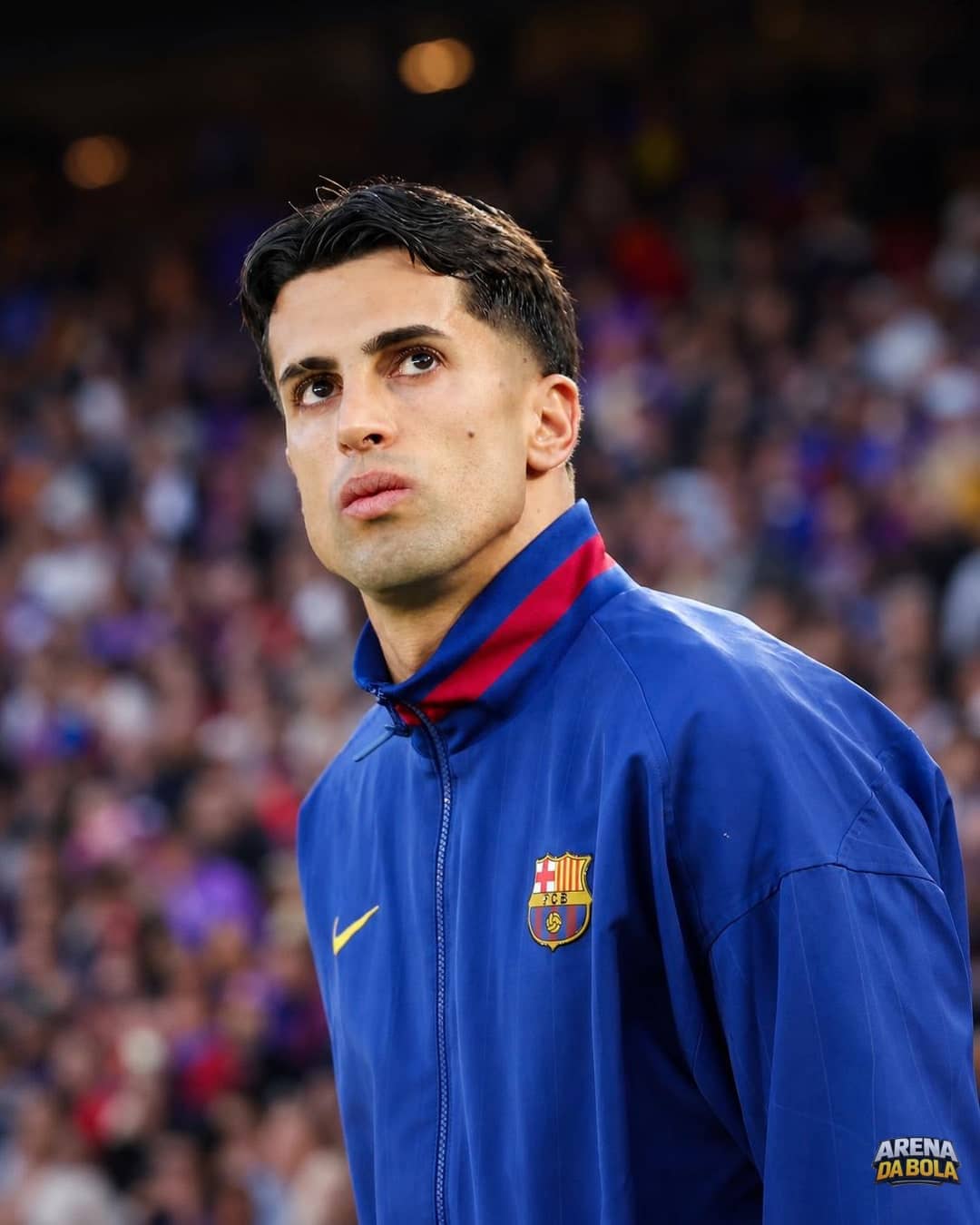 Barcelona prepara retorno de João Cancelo se Al Hilal liberar saída
