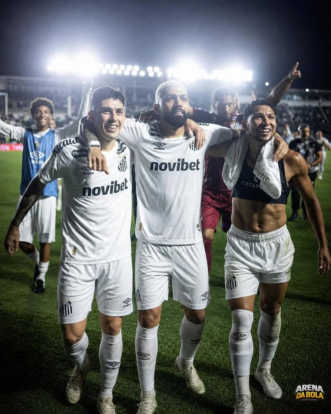 Santos vence Vasco por 3 a 0, sai do Z-4 e ganha confiança | Brasileirão 2026