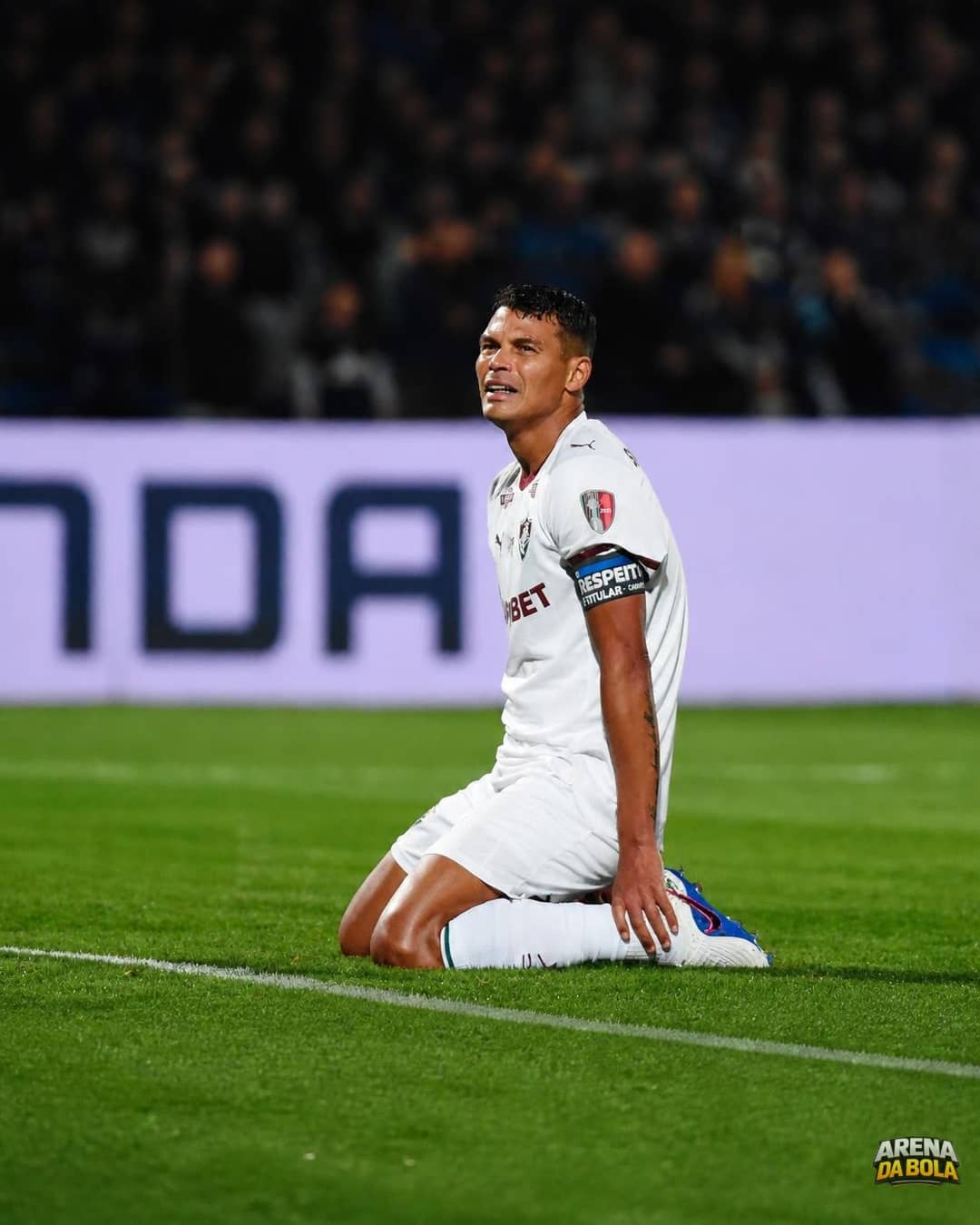 Fluminense avança na Libertadores, e Thiago Silva contesta pênalti