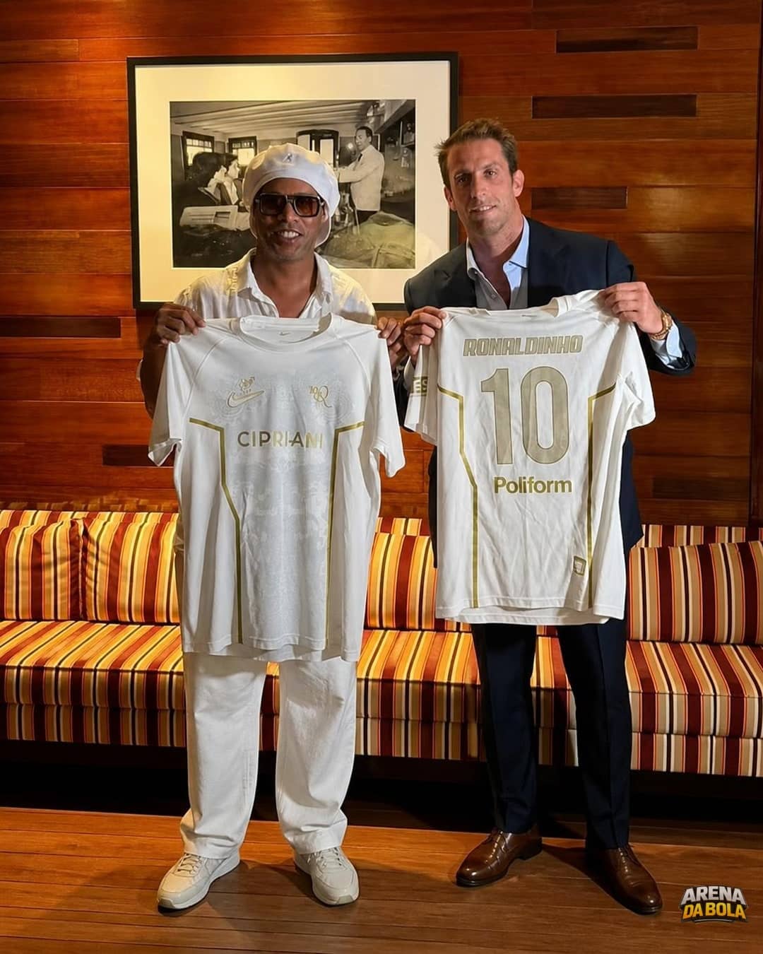 Ronaldinho Gaúcho voltará ao futebol profissional pelo Ravenna